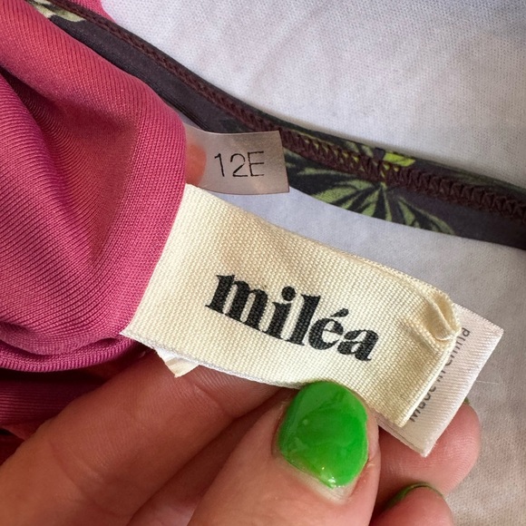 Milea Swimsuit size 12 - Picture 4 of 9